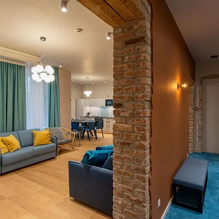 Dandelion Brivibas *